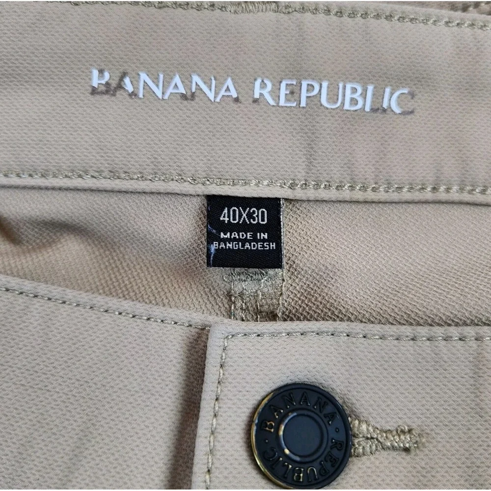 Banana Republic Golf Performance Pant Mens Size 40x30 Beige Chino 100% Polyester